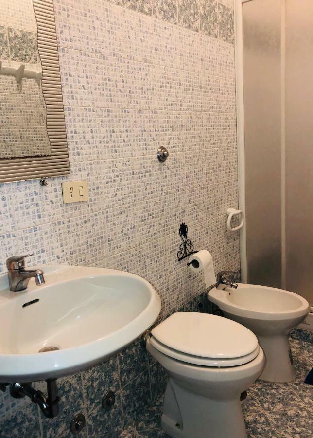 Parisa Suite Rome Luaran gambar